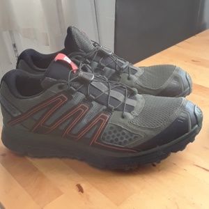Salomon sneaker